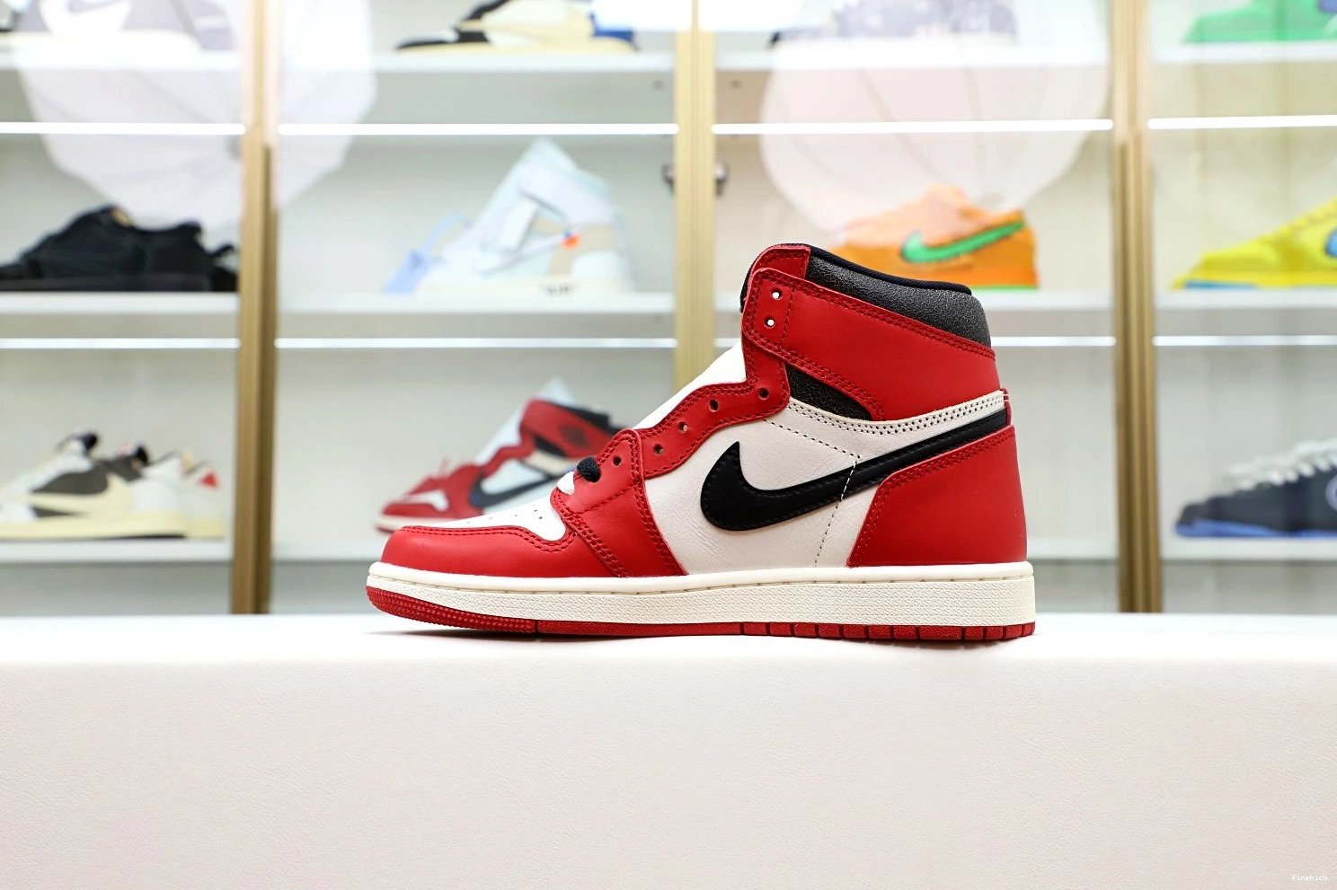 REIMAGINED AND “CHICAGO” 1 FOUND LOST 2022 AIR JORDAN 0724